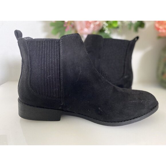 Primark Chelsea Style Black Ankle Faux Suede Pull On Booties Size‎ 7 Womens EUC - Picture 1 of 16